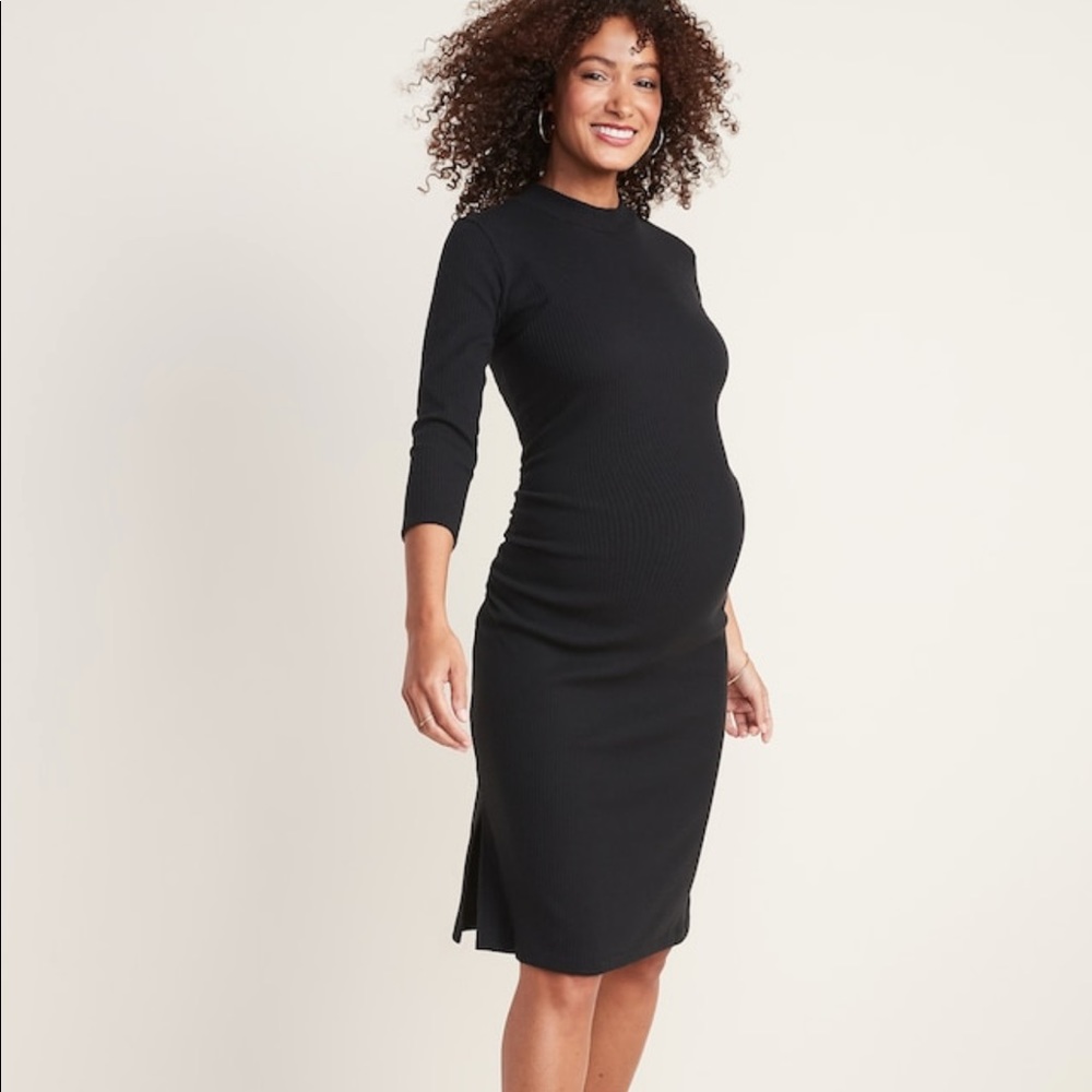 Ribbed maternity dress